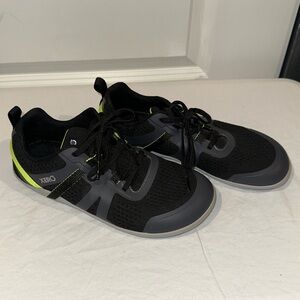 Xero Women’s Prio Perform 8.5 barefoot Workout sneakers - Worn Once